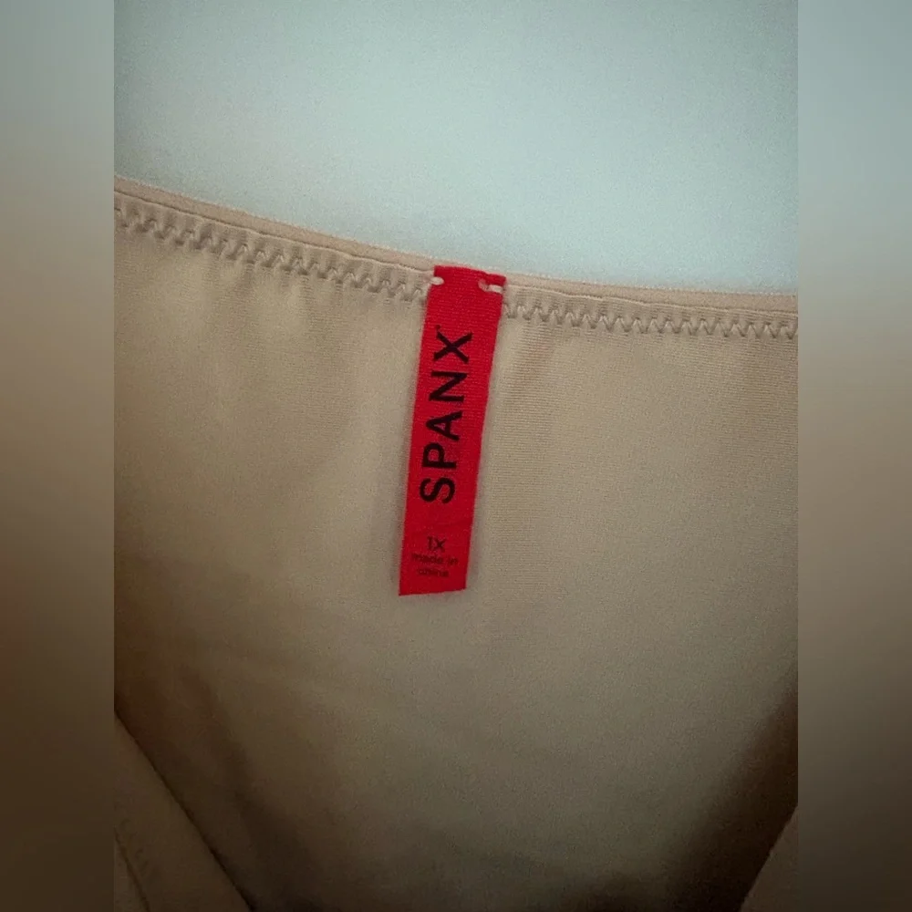 SPANX Nude Beige Shaping Camisole NWT Size 1X - Picture 5 of 7